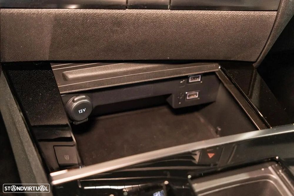 Opel Astra Sports Tourer - 28