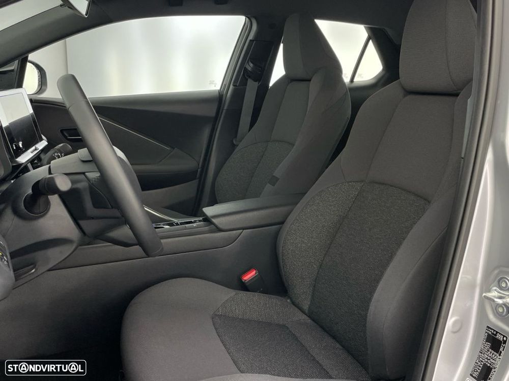 Toyota C-HR 1.8 Hybrid Comfort - 19