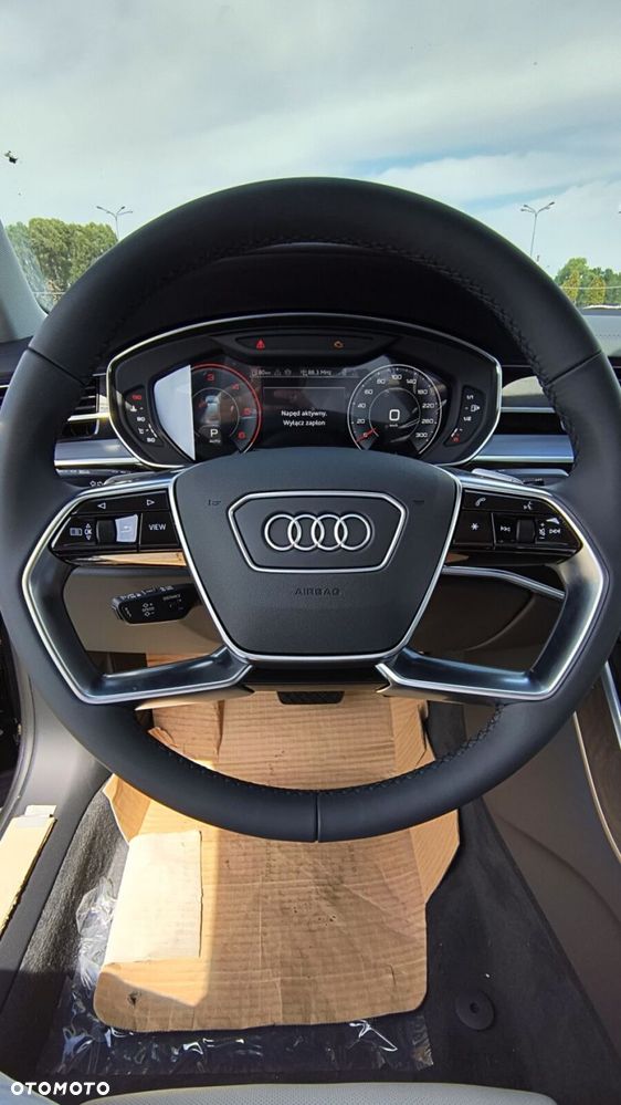 Audi A8 - 33