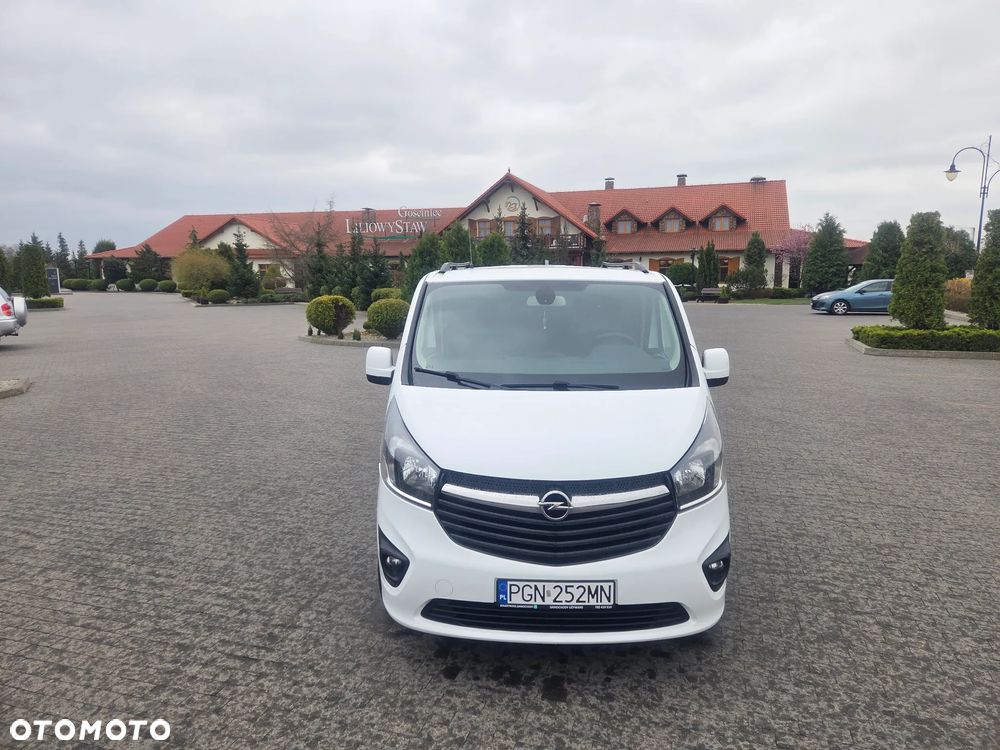 Opel Vivaro - 18