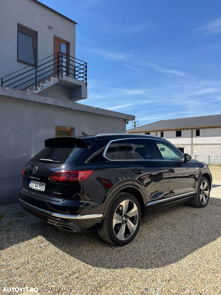 Volkswagen Touareg - 4
