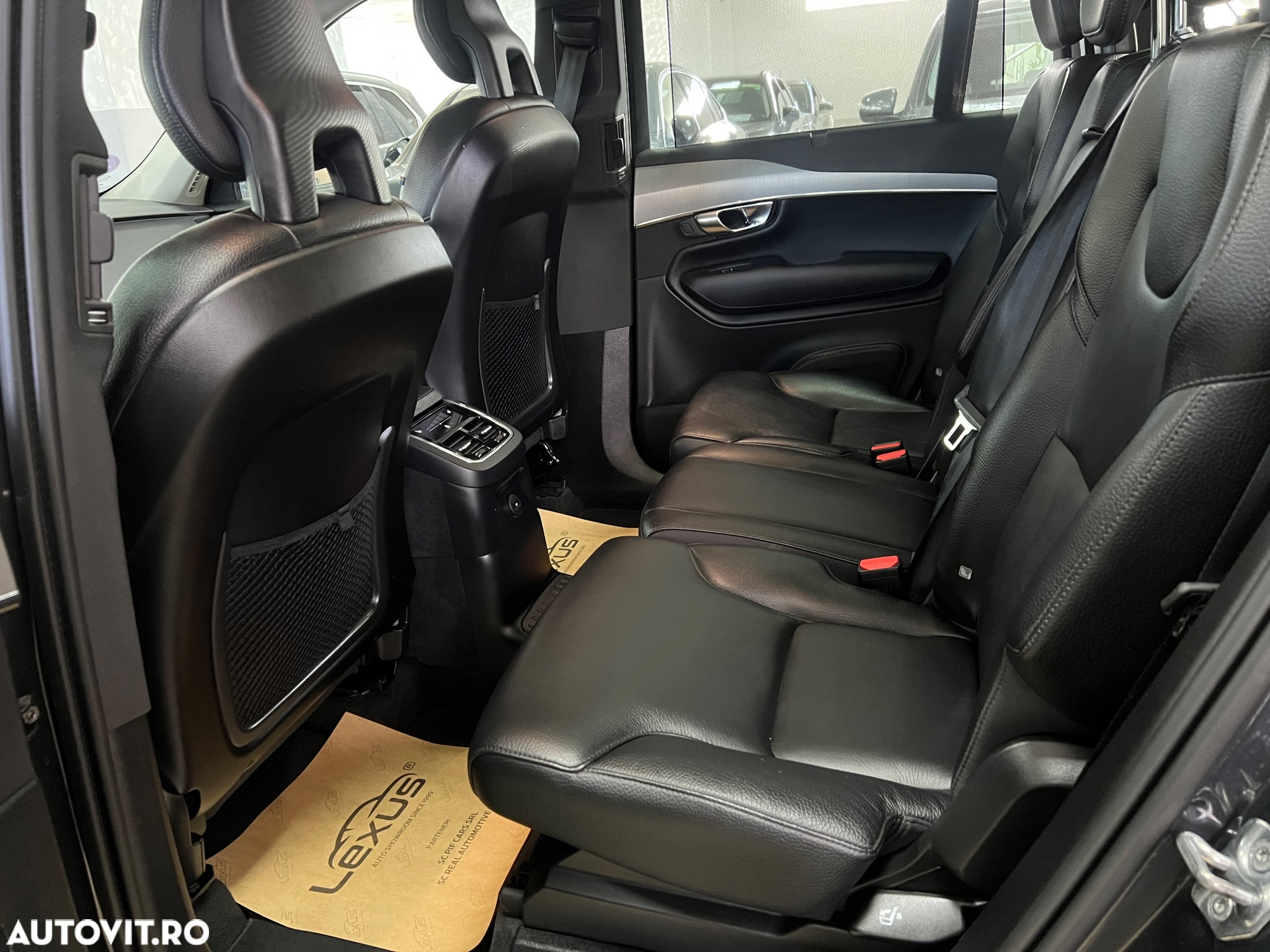 Volvo XC 90 T8 AWD Recharge Geartronic Inscription Edition - 23