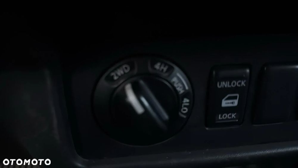 Nissan Navara ver-2-5-d-fe - 4