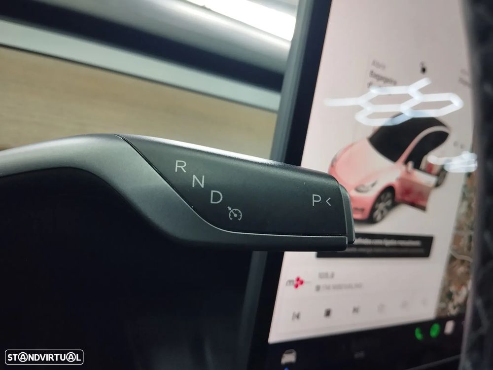 Tesla Model Y Long Range Tração Integral - 25