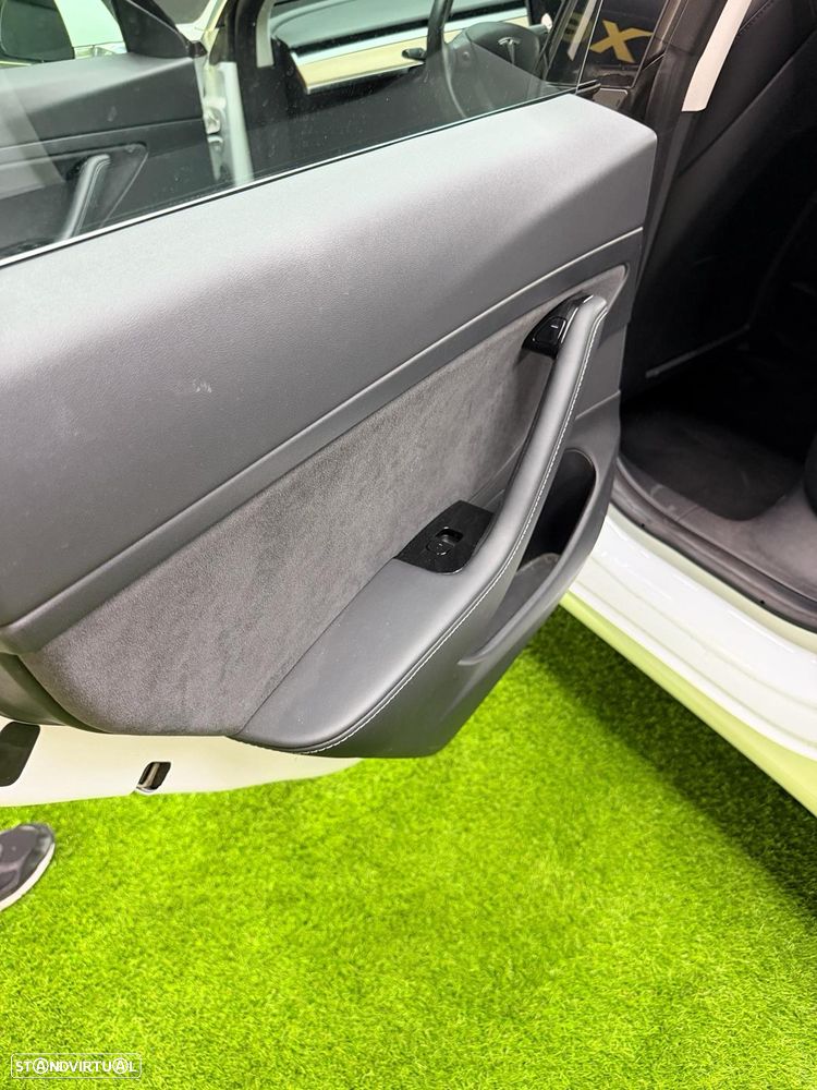 Tesla Model 3 Standard Range Plus RWD - 12