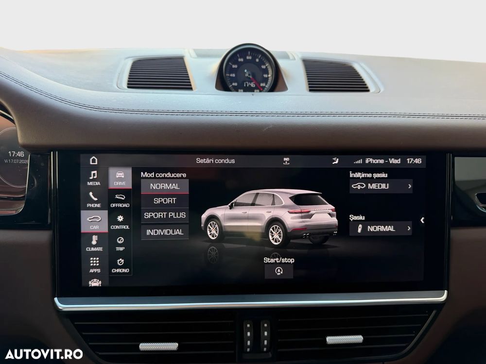 Porsche Cayenne - 15