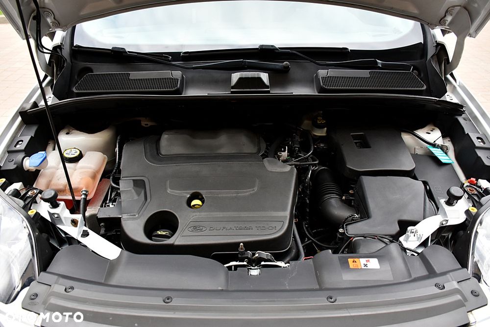 Ford Kuga 2.0 TDCi 4x4 Titanium - 21