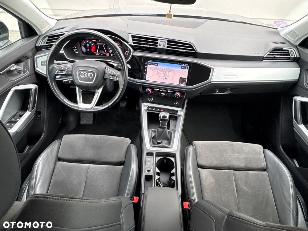 Audi Q3 Sportback 35 TFSI S-Line - 24