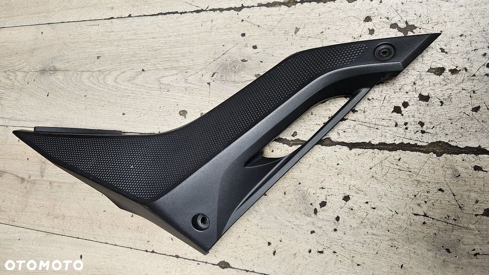 Bok owiewka Yamaha YZF-R 125 MT125  5D7-F1721 - 3