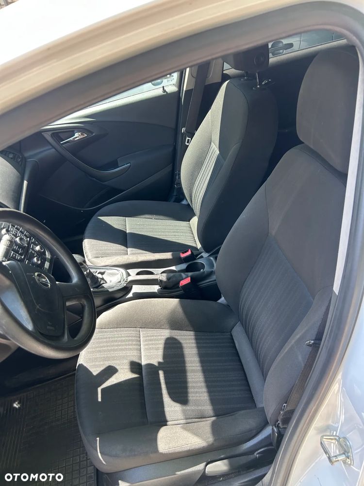 Opel Astra 1.7 CDTI Essentia - 14