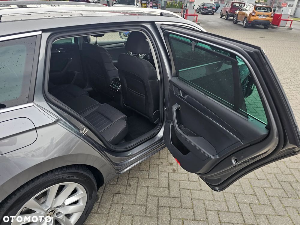 Skoda Superb 1.5 TSI Style DSG - 11