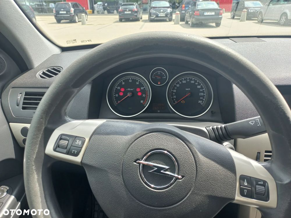 Opel Astra - 9