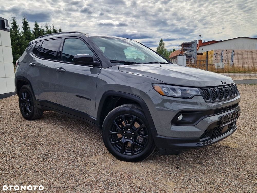 Jeep Compass - 27