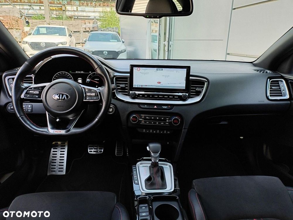 Kia ProCeed 1.6 T-GDI GT DCT - 11