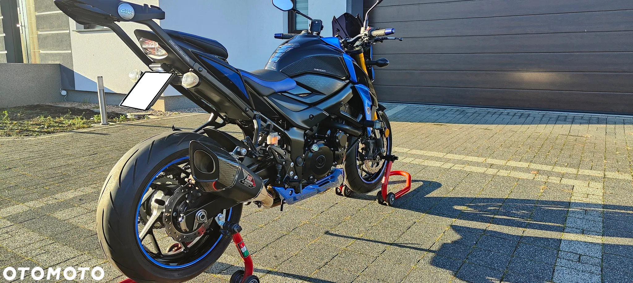Suzuki GSX - 4