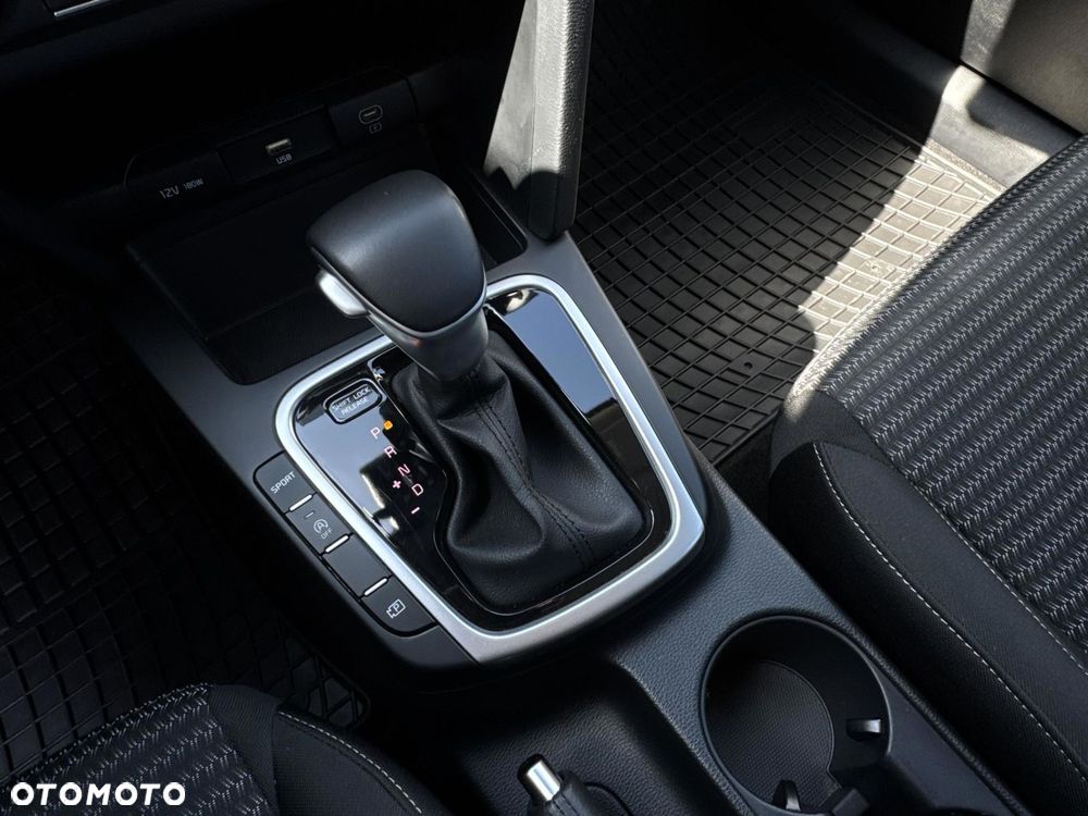 Kia Ceed 1.5 T-GDI M DCT - 16