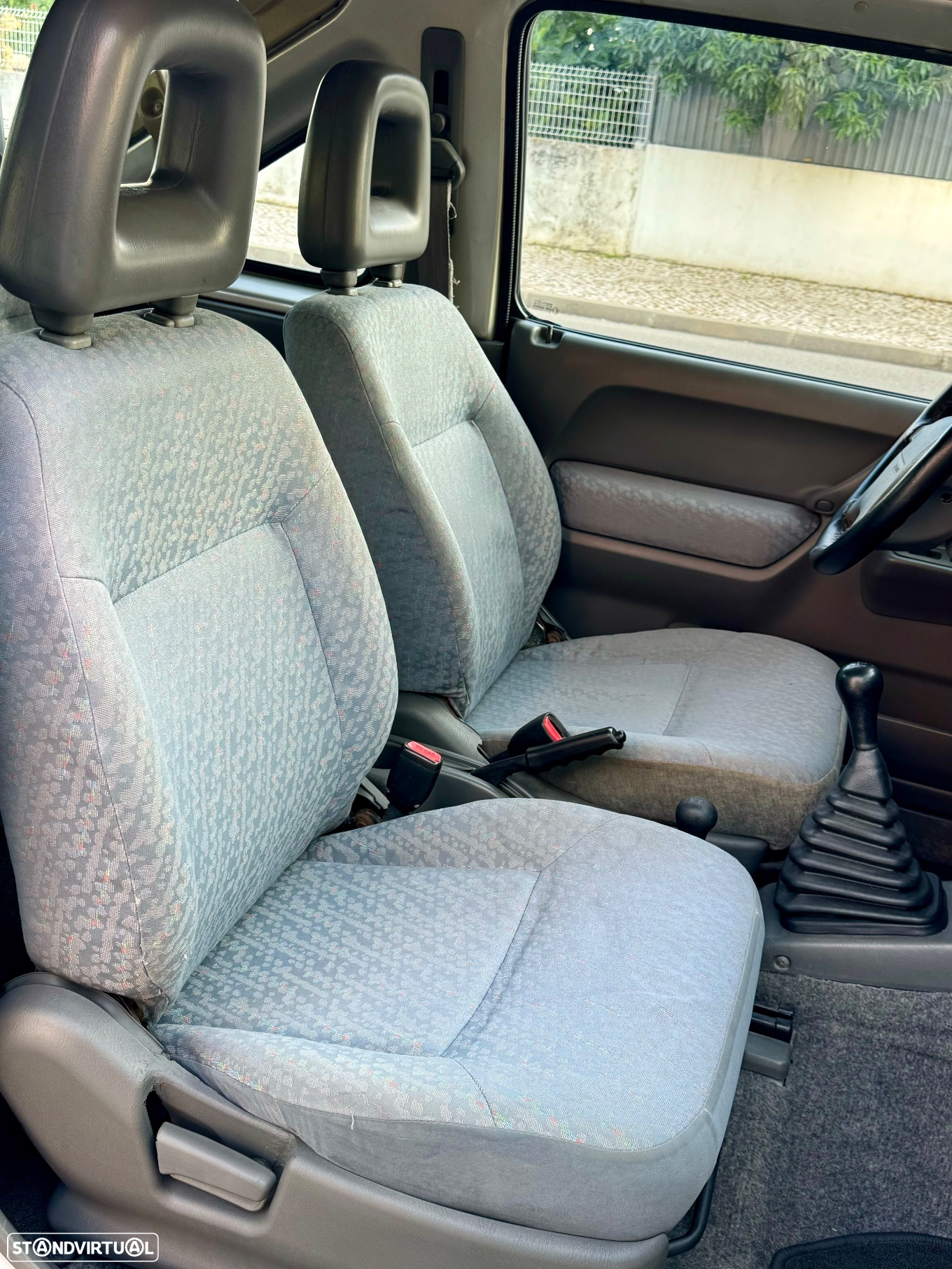 Suzuki Jimny - 23