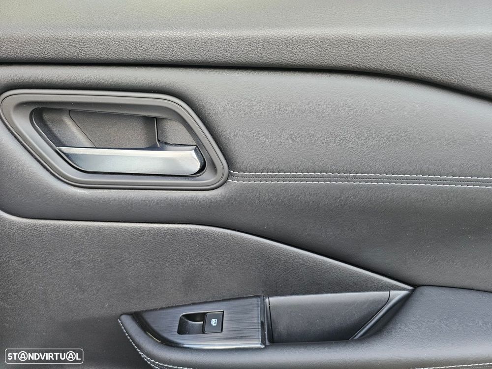 Nissan Qashqai 1.3 DIG-T N-Connecta LED - 10