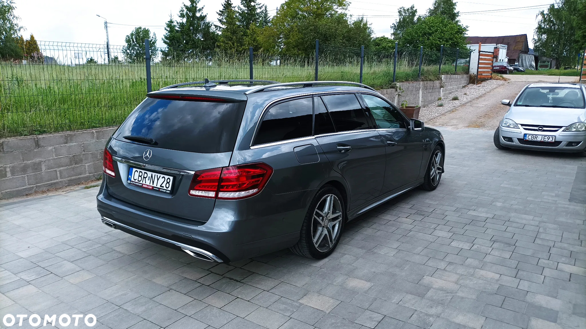 Mercedes-Benz Klasa E 250 BlueTEC 9G-TRONIC Avantgarde - 4
