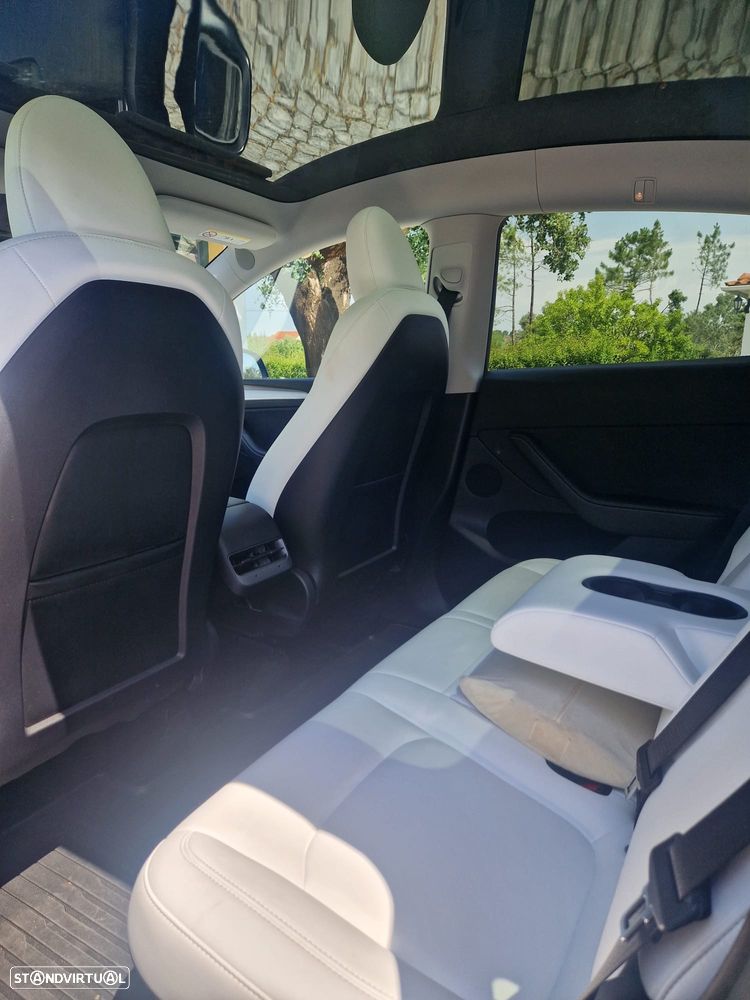 Tesla Model Y RWD - 7