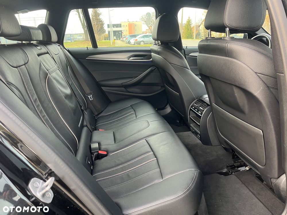 BMW Seria 5 520d xDrive M Sport Edition - 18
