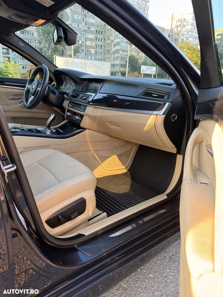 BMW Seria 5 520d Aut. - 13