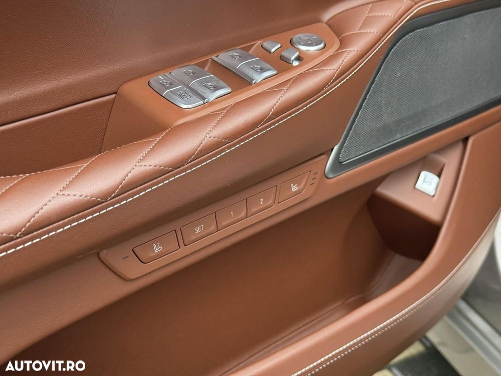 BMW Seria 7 - 16