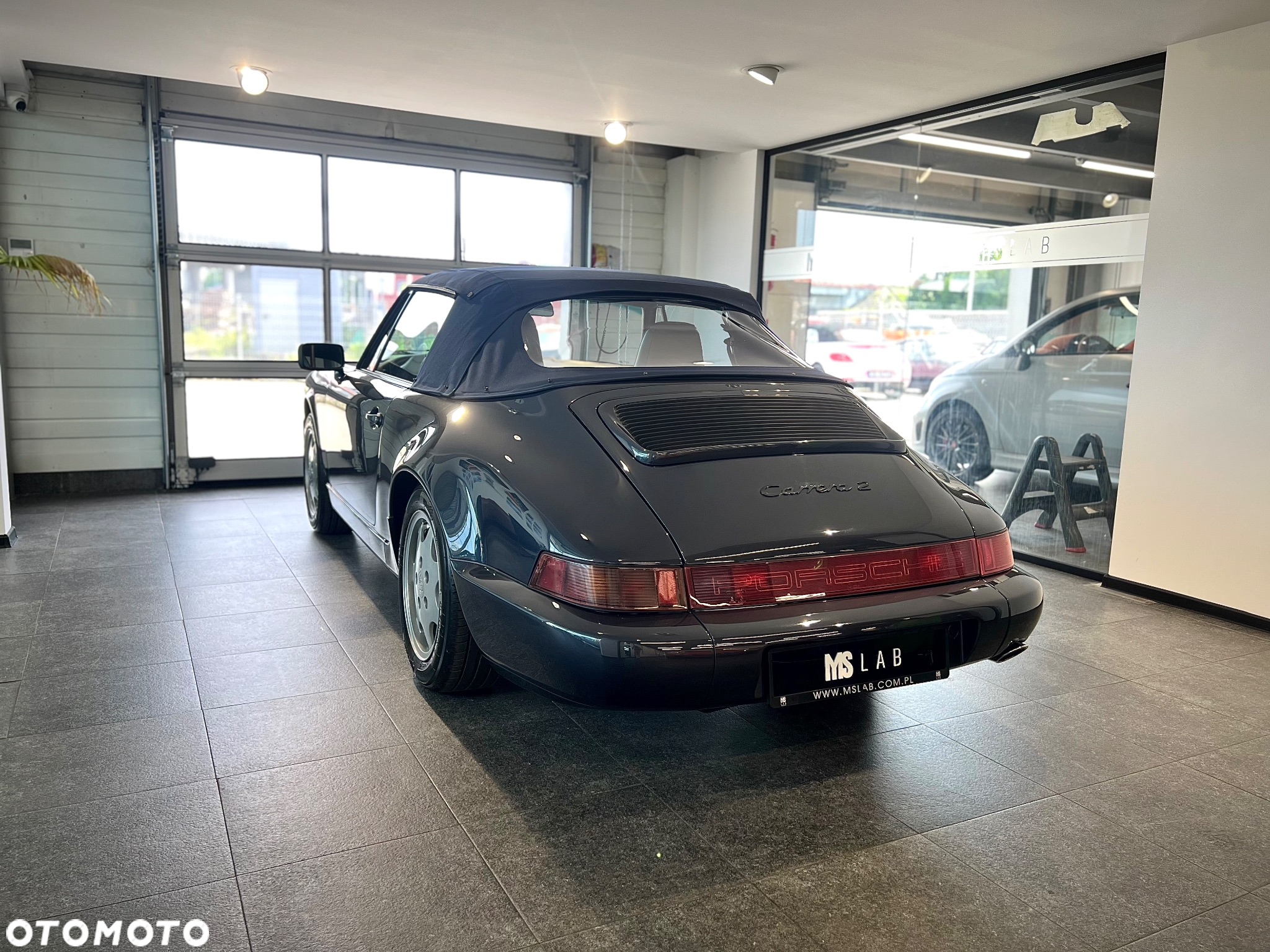 Porsche 911 Carrera 2 Cabriolet - 5