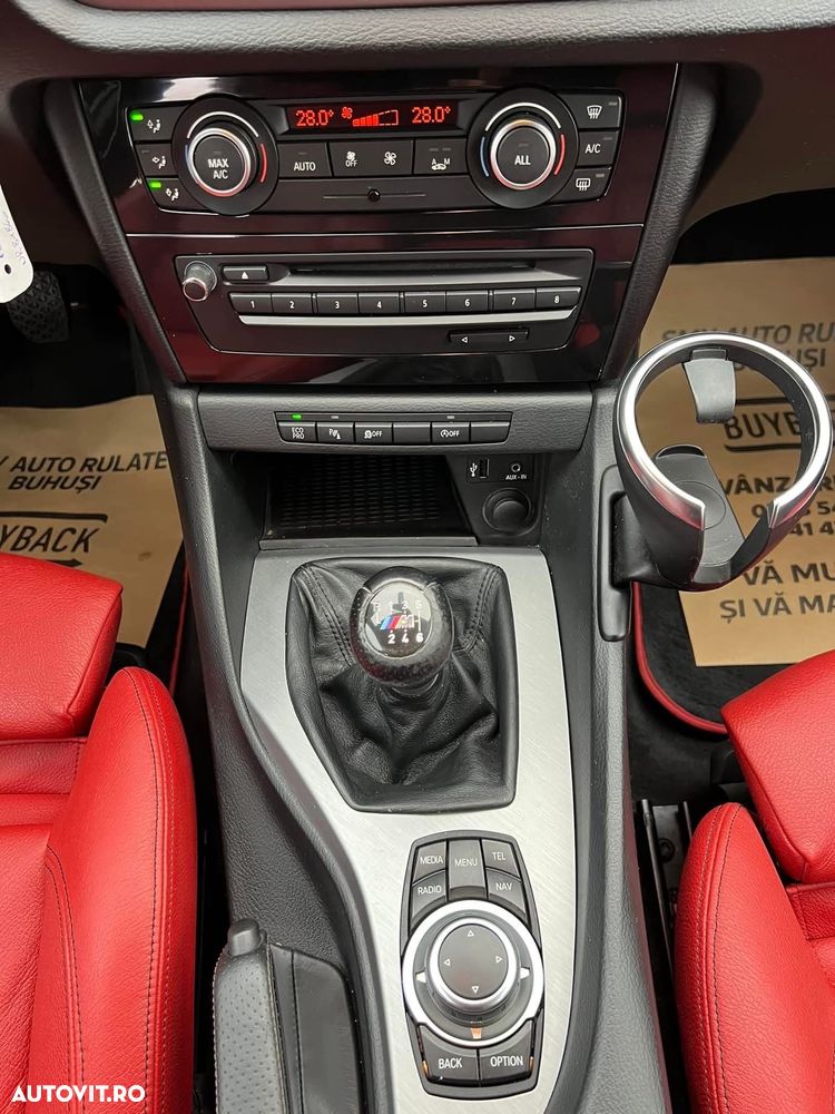 BMW X1 sDrive18d Sport Line - 17