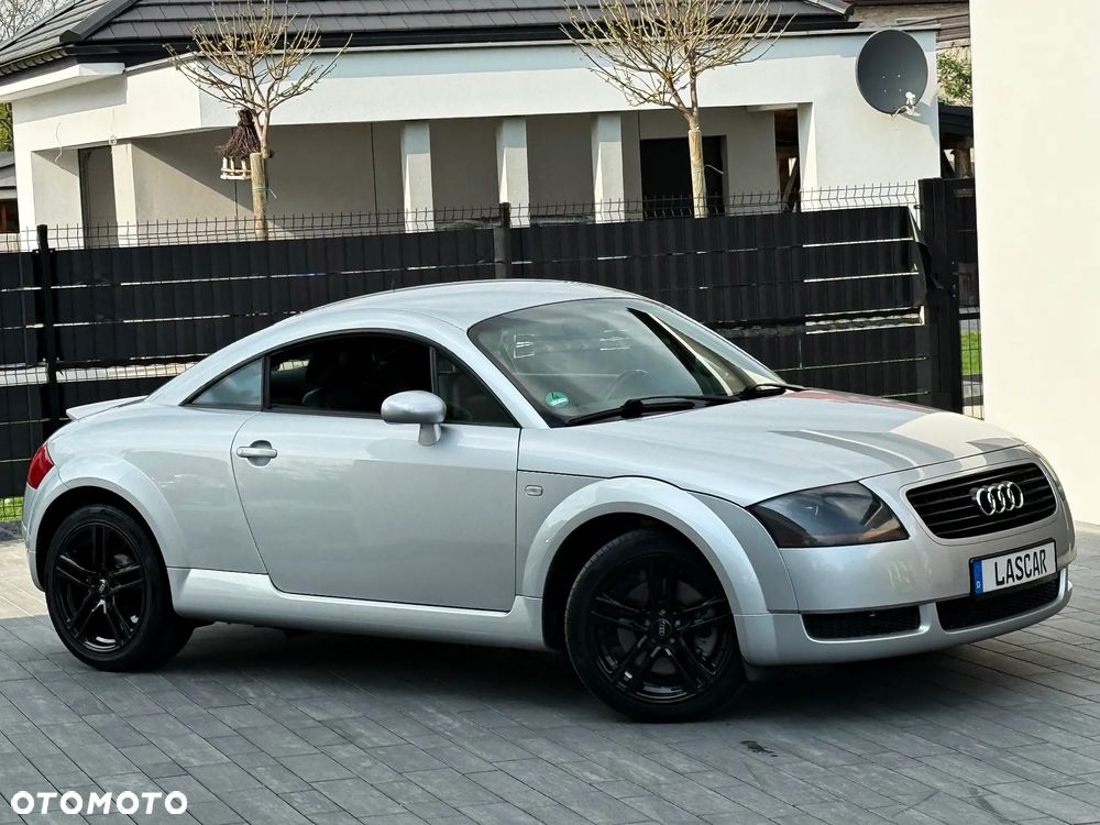 Audi TT Coupé - 11