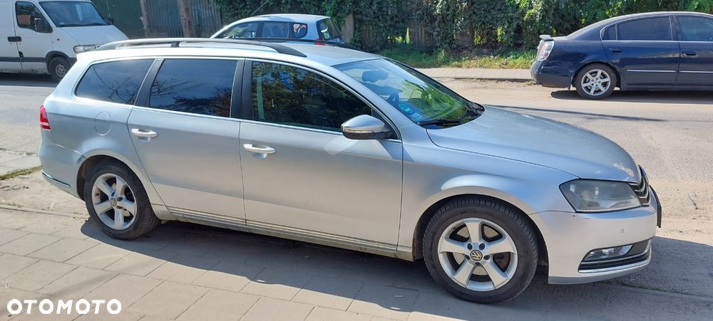 Volkswagen Passat 2.0 TDI Comfortline - 7