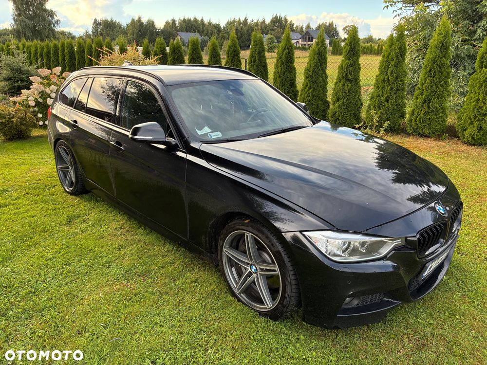 BMW Seria 3 330d M Sport - 1