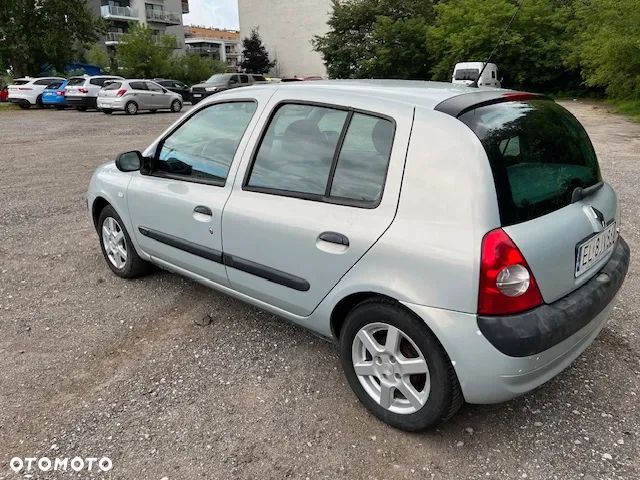 Renault Clio - 5