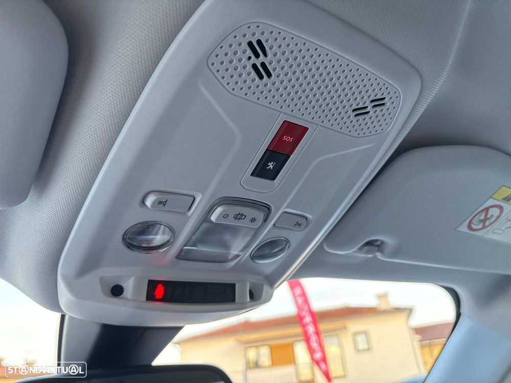 Peugeot e-2008 50 kWh Allure Pack - 45