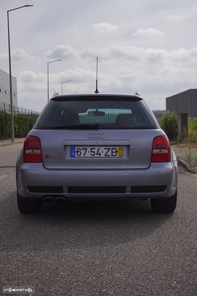 Audi RS4 Avant 2.7 V6 quattro - 1