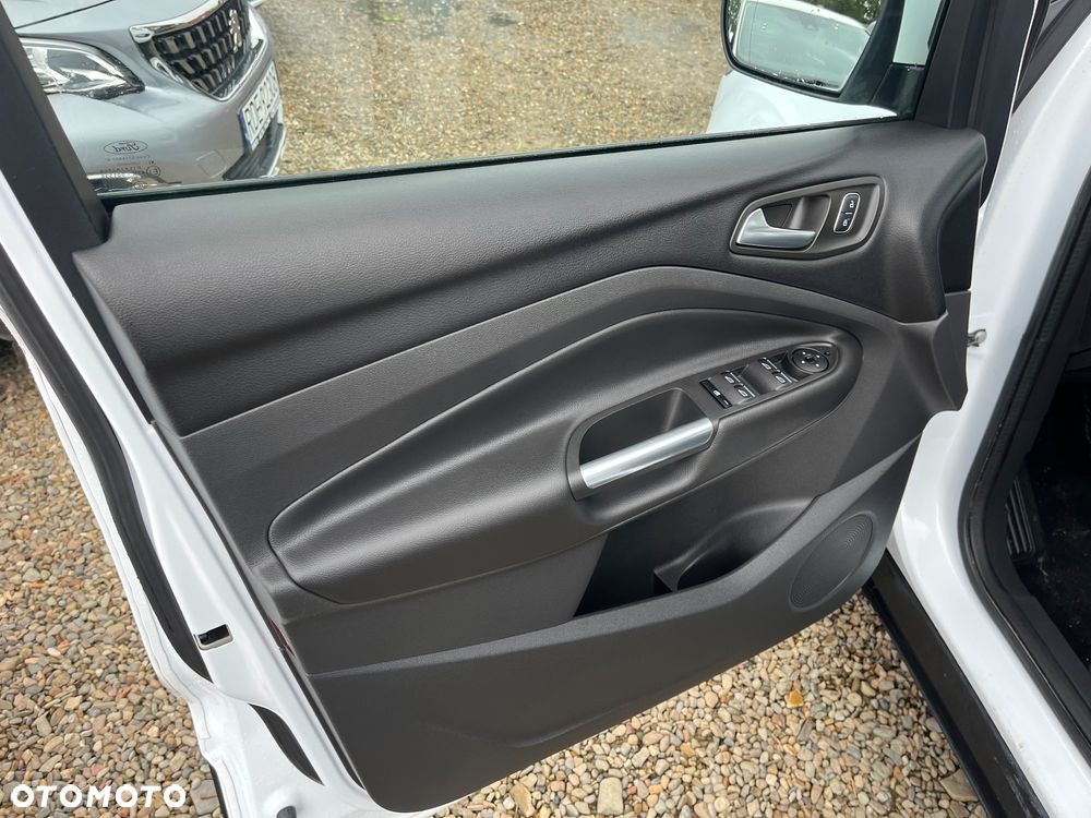 Ford Kuga 1.5 EcoBoost 2x4 Business Edition - 15