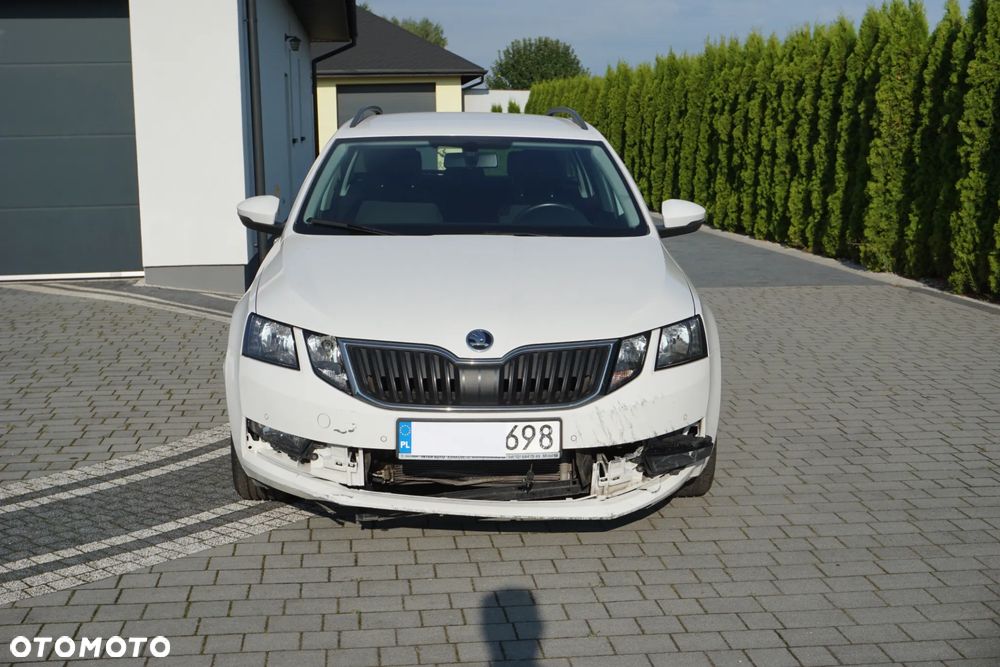 Skoda Octavia 1.4 TSI Ambition - 6