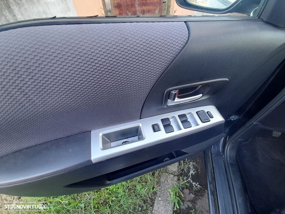 Mazda 5 MZR-CD 2.0 Sport - 12