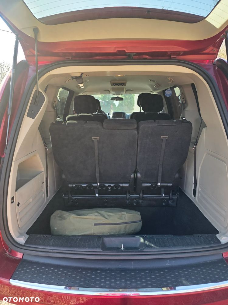 Dodge Grand Caravan - 3