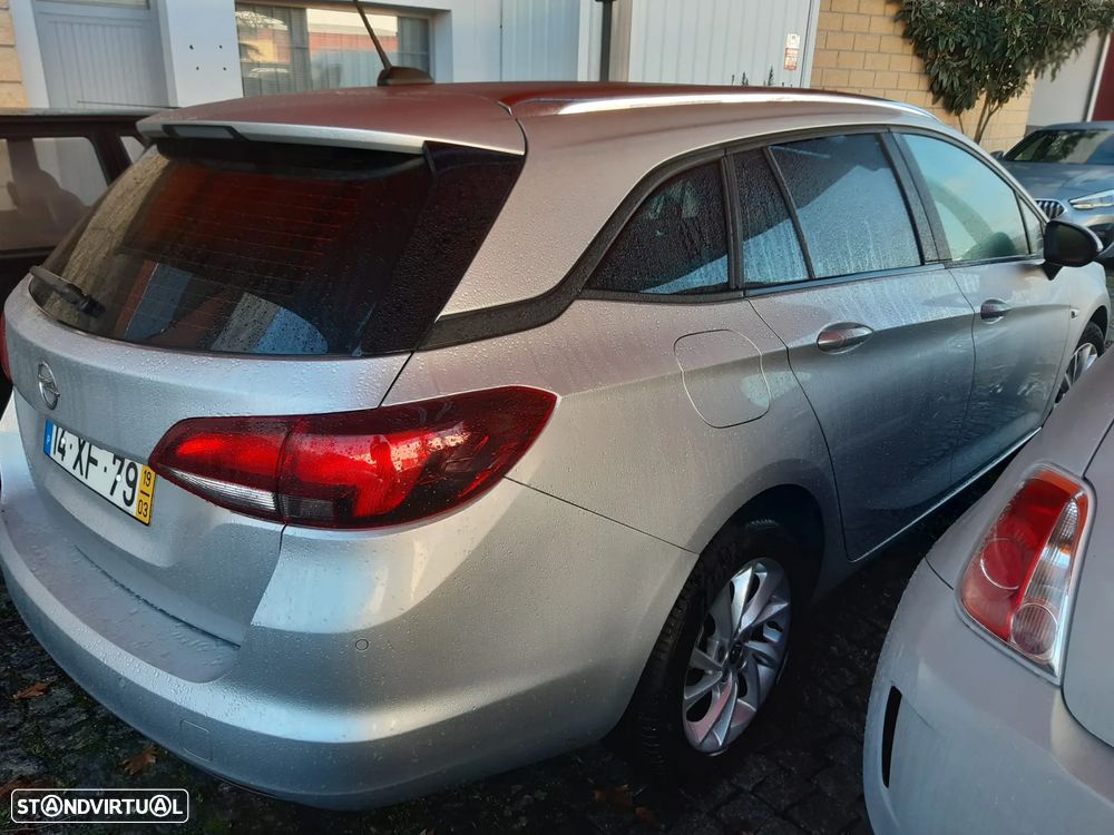 Opel Astra Sports Tourer 1.6 CDTI Ecotec 120 Anos S/S - 4