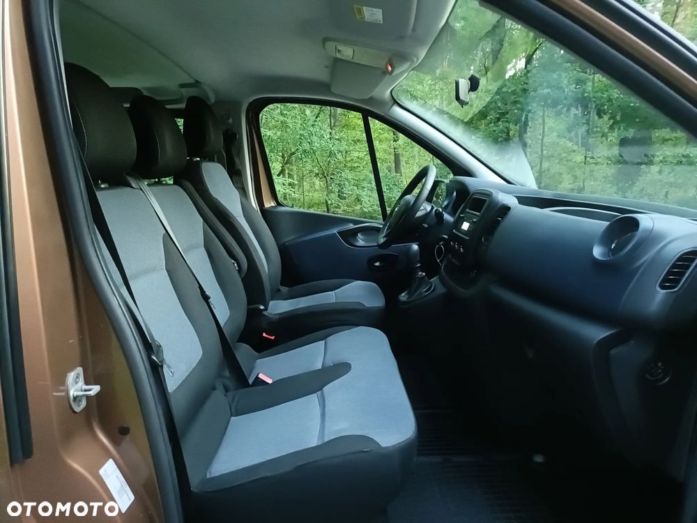 Opel Vivaro - 9