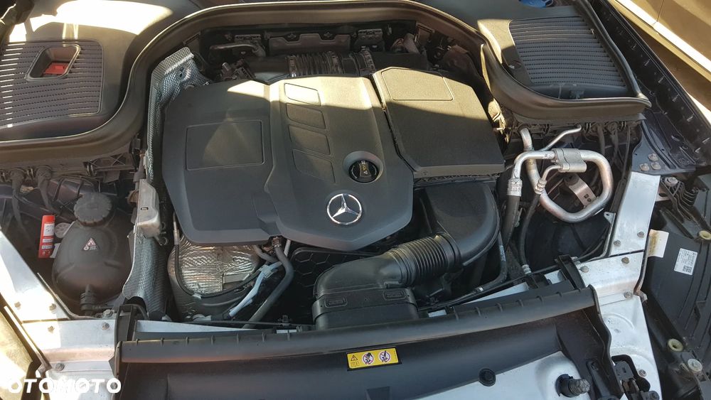 Mercedes-Benz GLC 200 d 4Matic 9G-TRONIC - 34