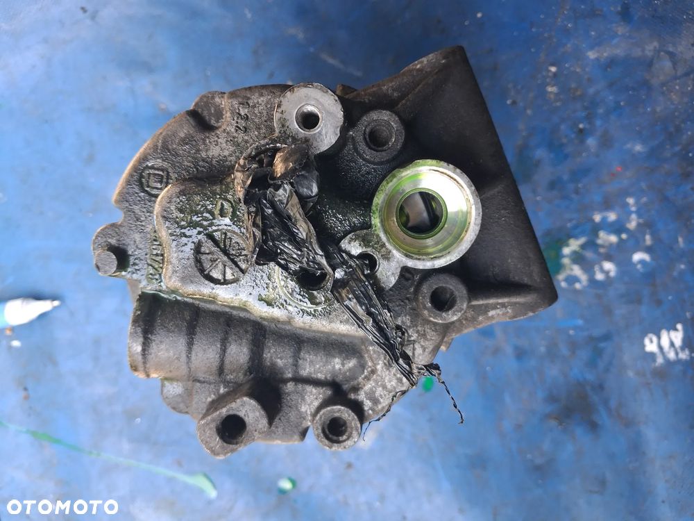 Kompresor Klimatyzacji DELPHI 8200050141 1.4 16v 1.6 16v 1.5 DCI Renault Dacia Nissan Qashqai Megane 1 Megane 2 Scenic  Almera 8200316164  8200050141  01139026  8200660110  8200600110  7711135105  8200470242 - 5