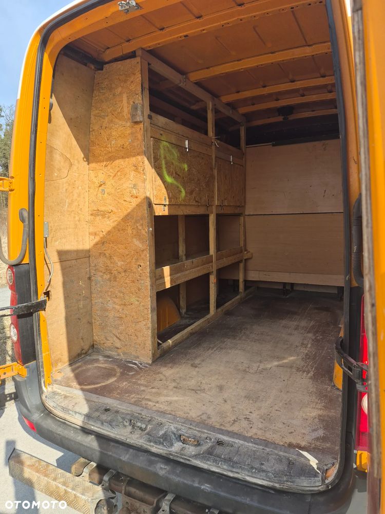 Volkswagen CRAFTER - 14