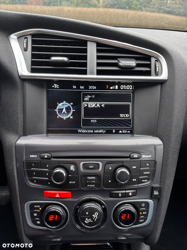 Citroën C4 e-HDi 115 ETG6 Selection - 35