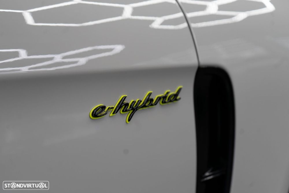 Porsche Panamera 4 E-Hybrid - 19