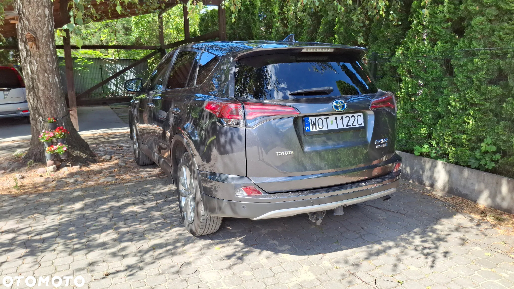 Toyota RAV4 - 4