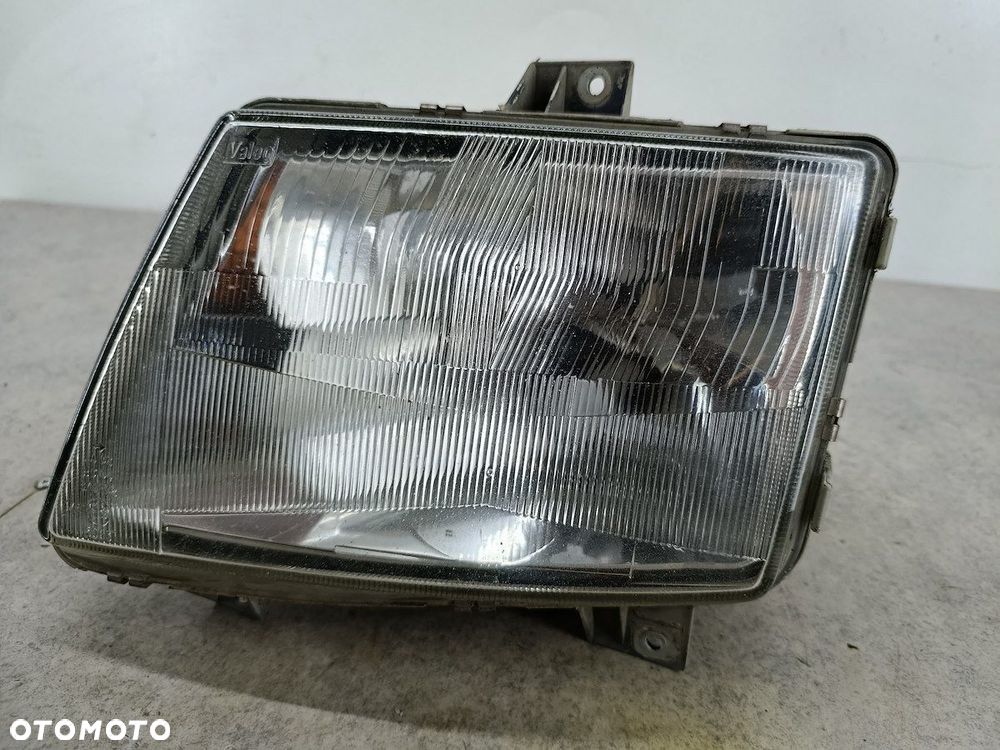 LAMPA PRZÓD LEWA MERCEDES-BENZ VITO W638 6388200061 67629570  VALEO - 3