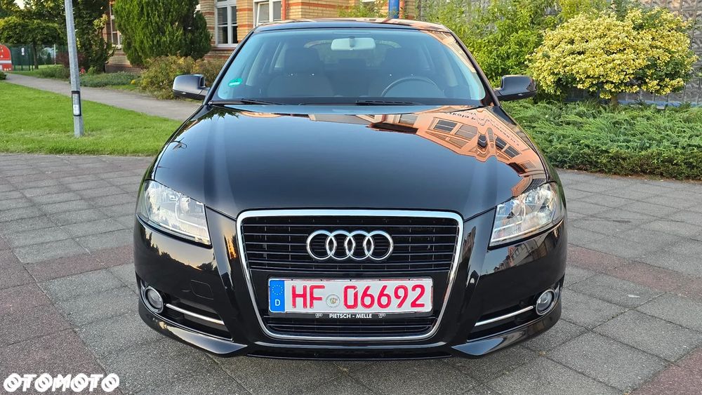 Audi A3 Sportback - 3