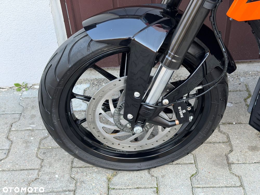 KTM Duke 125 - 39